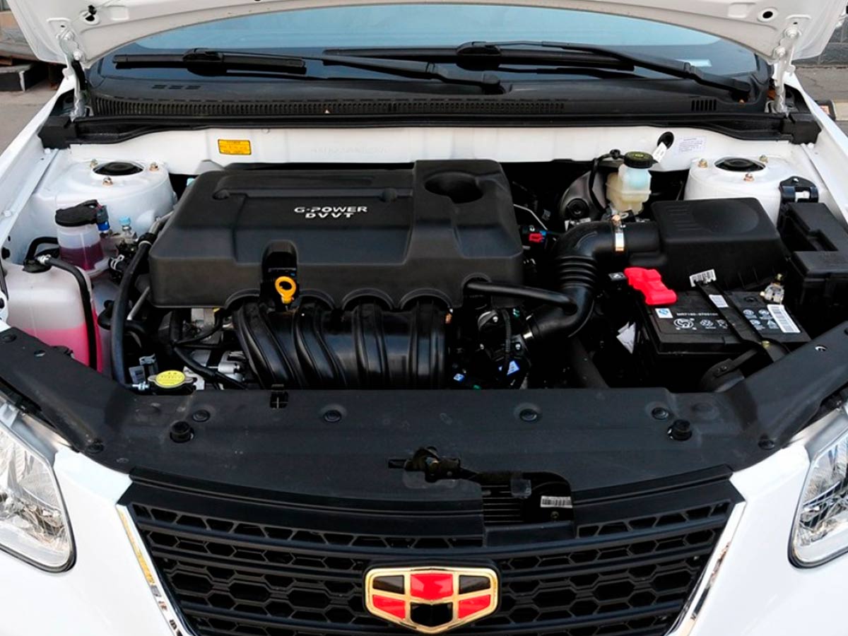 Emgrand EC7 Хэтчбек