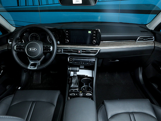 Kia K5 Luxe 2.5 AT 194 л.c. авт. бензин