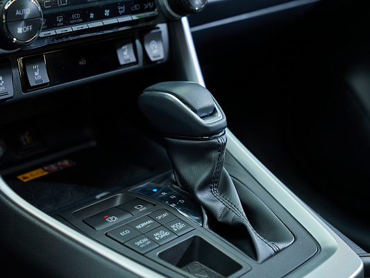 Toyota RAV4 Престиж Safety 2.0 CVT White