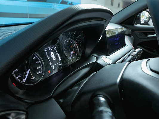 kaiyi  e5 luxury white s